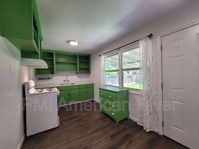 Building Photo - 4550 El Cerrito Way