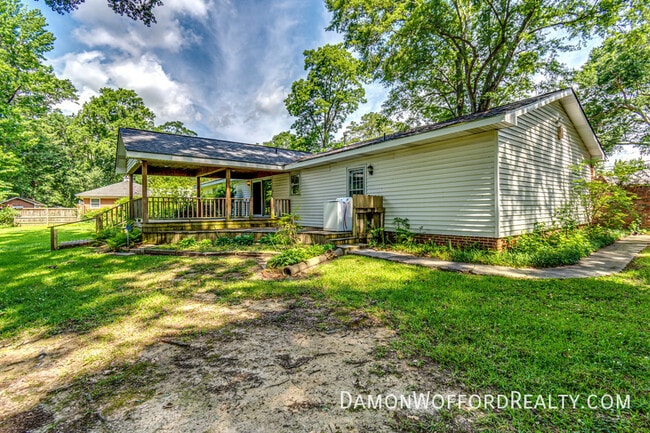 Building Photo - 1431 Brecon Dr