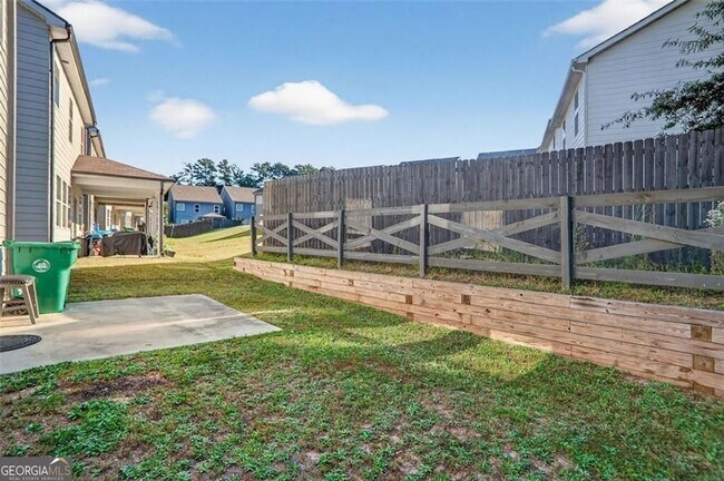 Building Photo - 1553 Spring Hollow Way