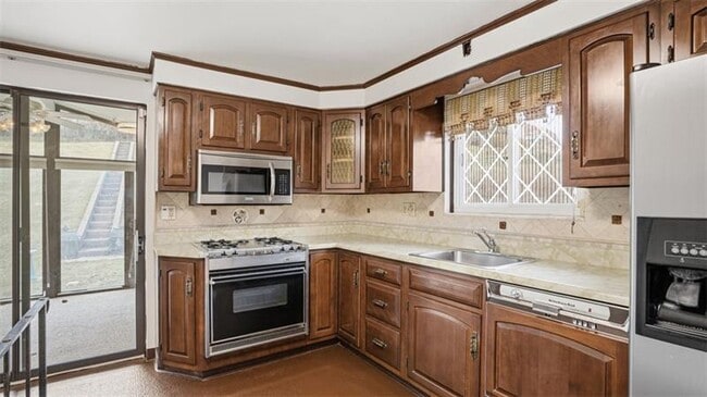 Building Photo - 4782 Barone Dr