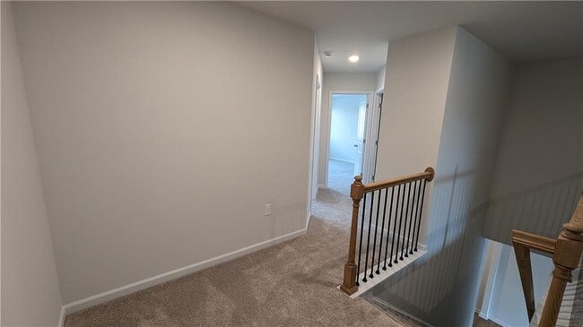Building Photo - 840 Pt Pl Dr