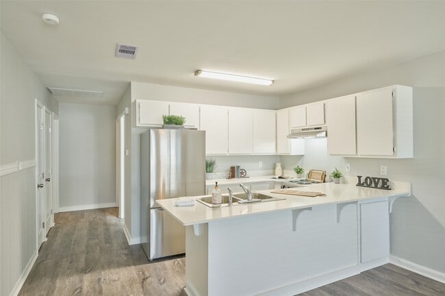 Building Photo - 26 Harbour Row Dr