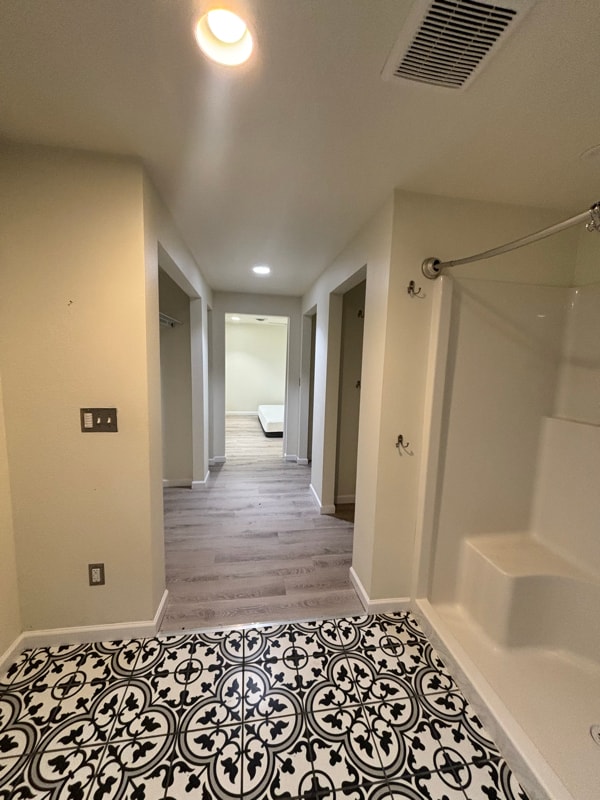 Building Photo - 4920 Gravelly Beach Rd NW