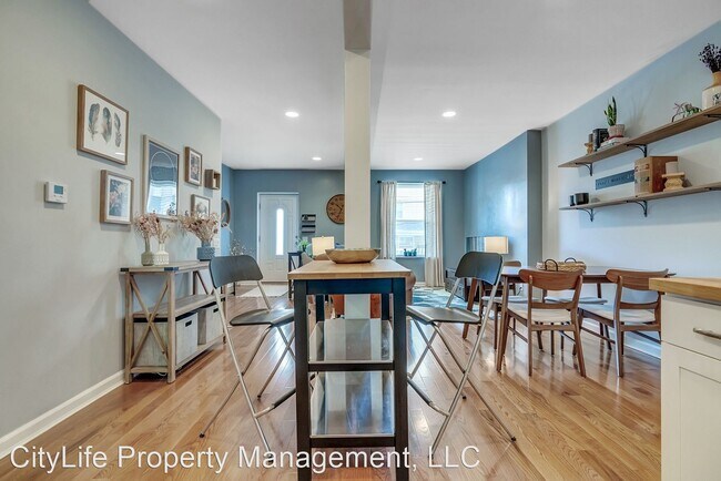 Building Photo - 3 br, 1.5 bath House - 225 Ruxton Street
