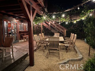 Building Photo - 845 Temple Hills Dr