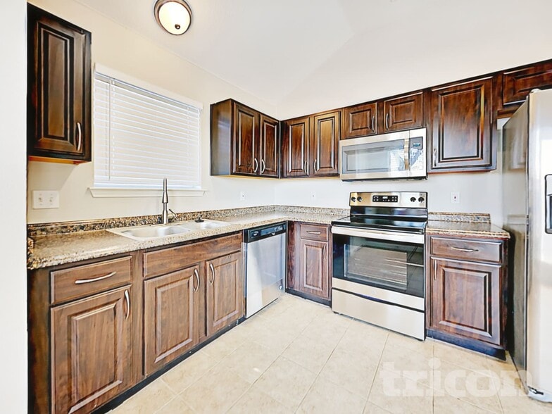 Building Photo - 1110 Sage Brush Tr