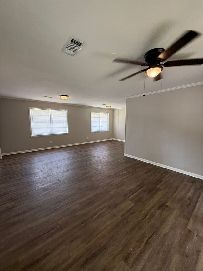 Building Photo - 1507 O'Neal Dr
