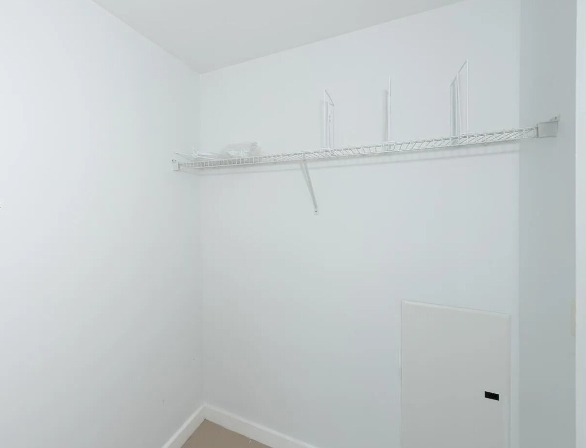 Building Photo - 3301 NE 1st Ave