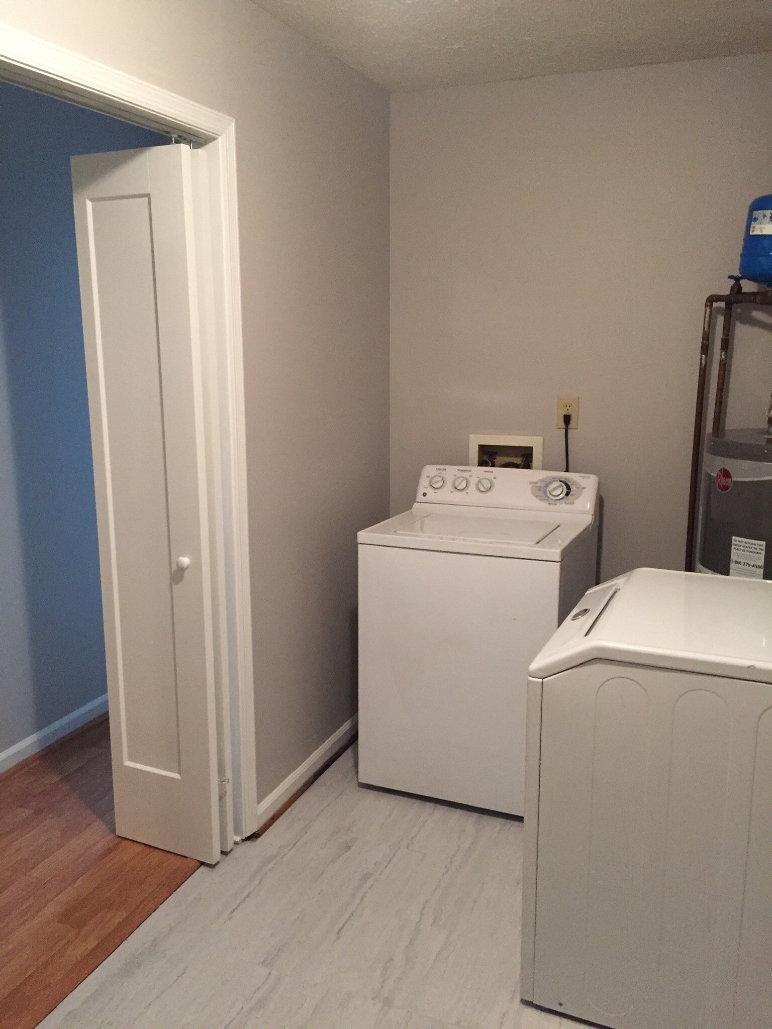 Laundry storage - 504 Mountain Park Rd