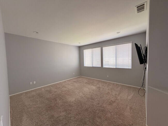 Building Photo - 2872 La Plata Dr