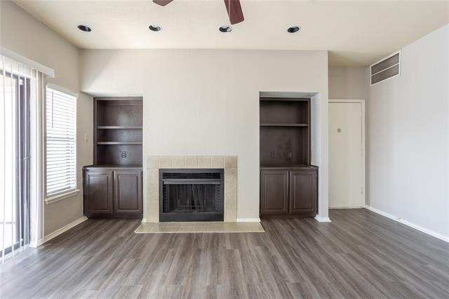 Building Photo - 400 E Pearl St