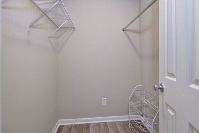 Building Photo - Nicely updated rancher!