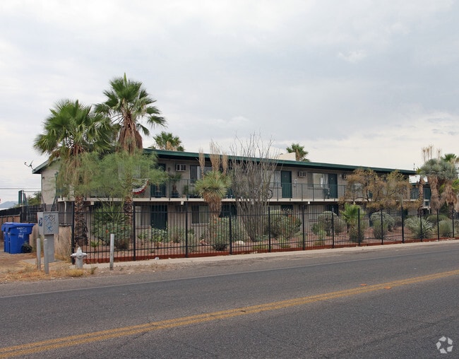 Primary Photo - Park & Copper Apartments