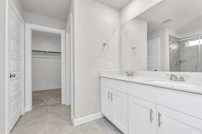 Building Photo - 17407 Bluemink Ln
