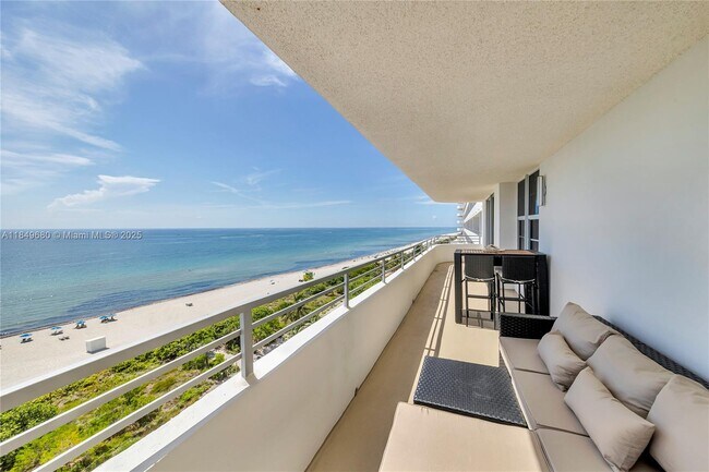 Building Photo - 5555 Collins Ave