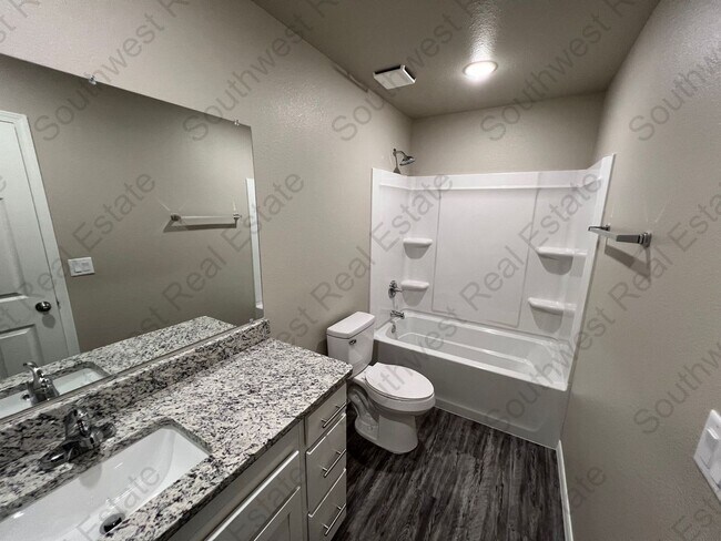 Building Photo - 2109 Bobwhite Ct