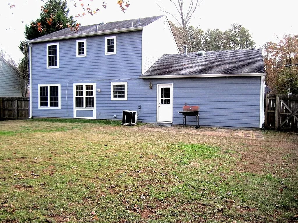 Building Photo - 4730 Carversham Way