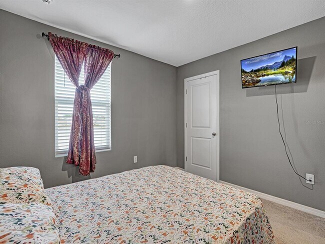 Building Photo - 7850 Sail Clover Ln