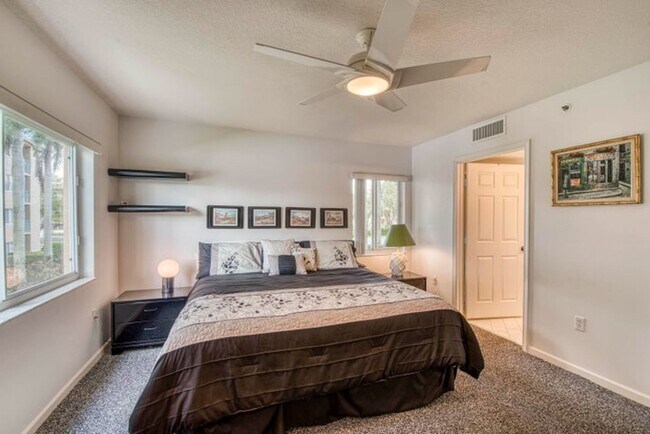 Building Photo - 12547 Imperial Isle Dr