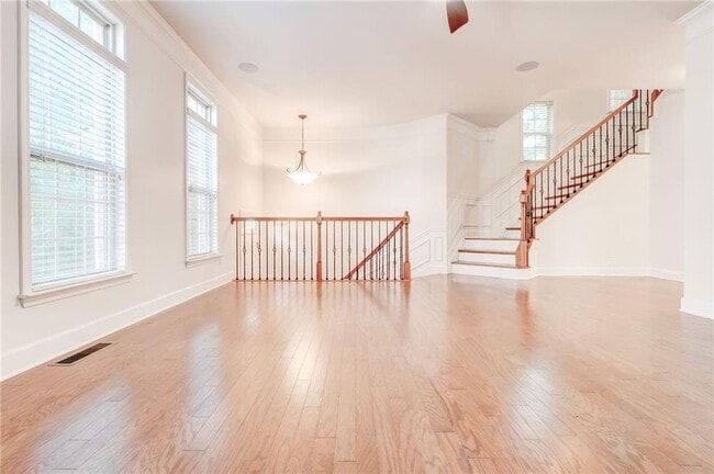 Building Photo - 3304 Ferncliff Ct