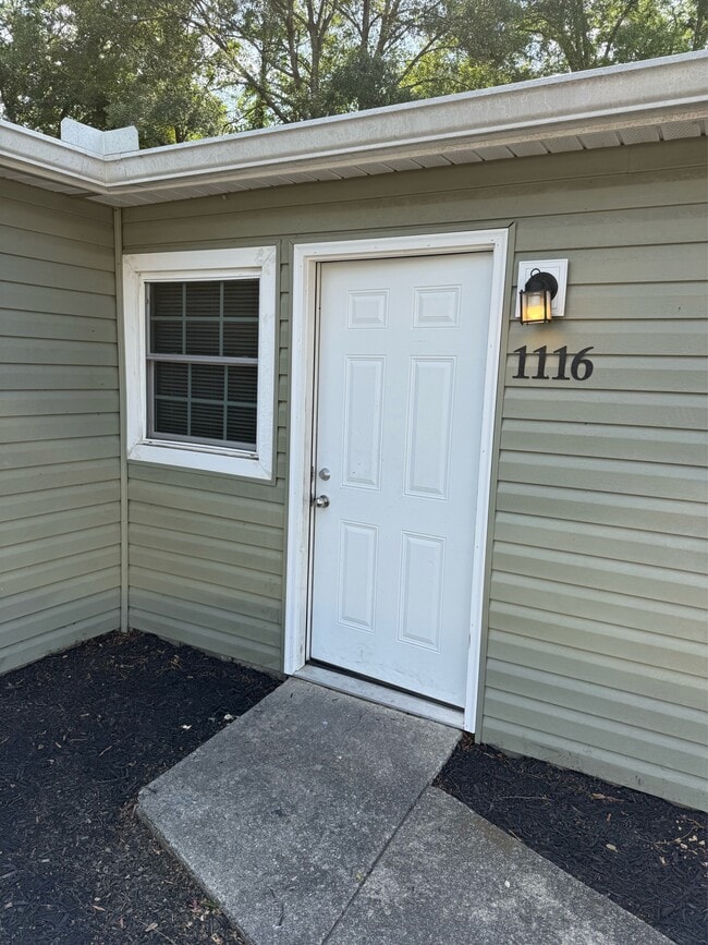 Building Photo - 1116 Cypress St