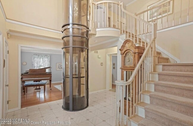 Building Photo - 5 Shepherds Way