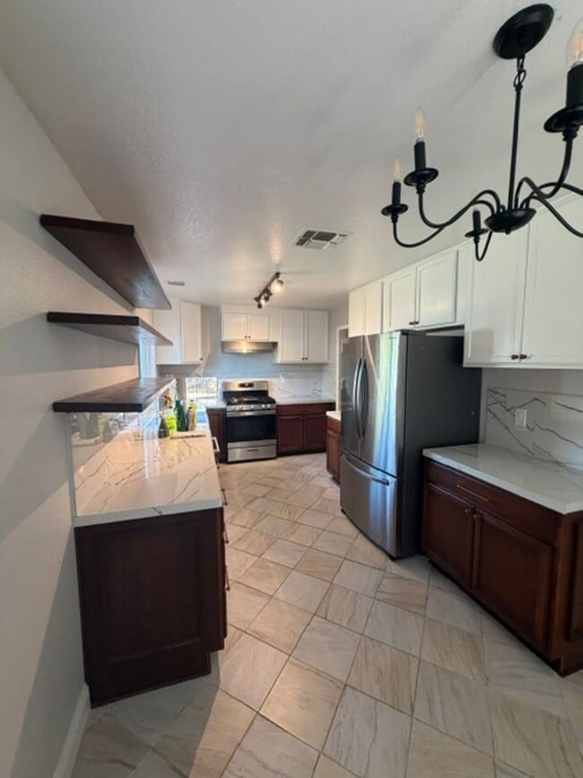 Building Photo - 5211 Moonlight Way
