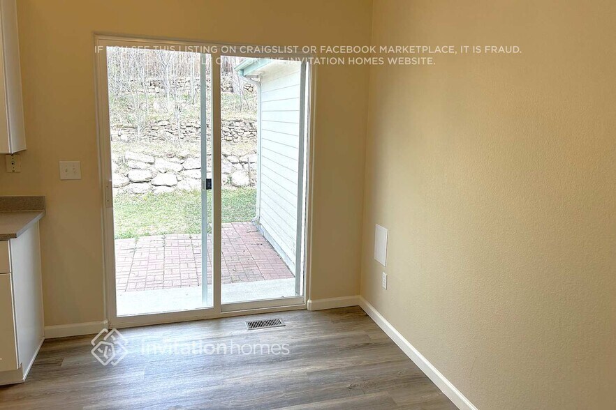 Building Photo - 6910 Blazing Trail Dr