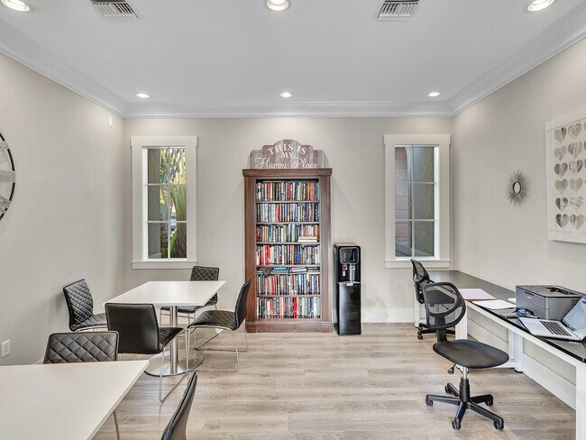 Building Photo - 3602 S Ocean Blvd