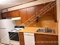 Building Photo - 207 Turner Ave