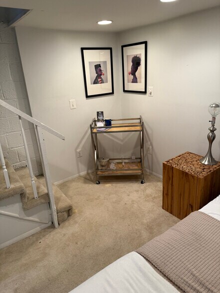 Building Photo - 1215 Savannah St SE