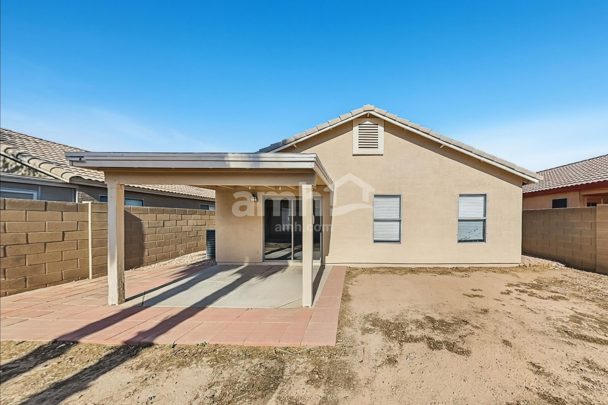 Building Photo - 16425 N 113th Dr