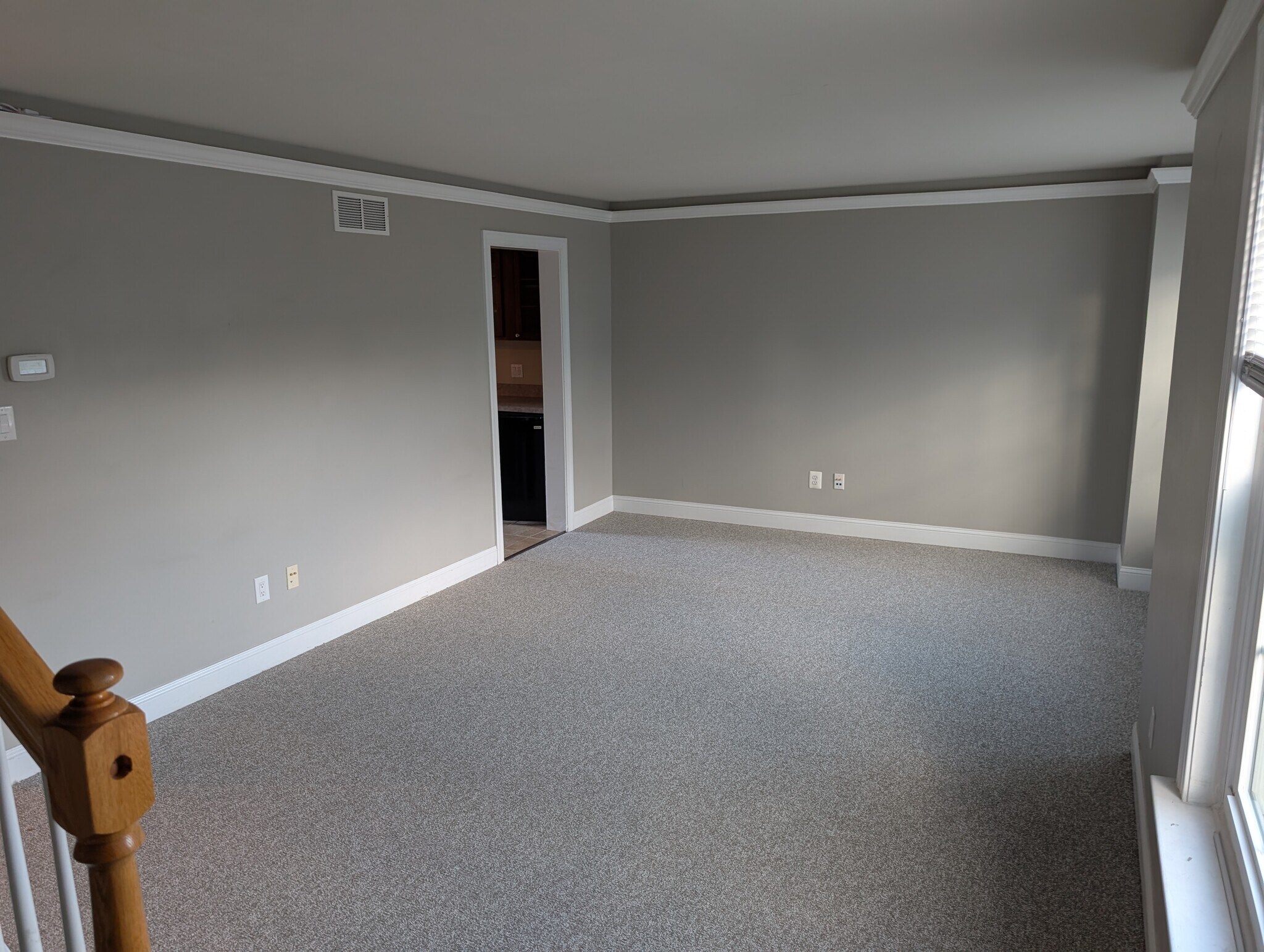 Building Photo - 437 Paxson Ave