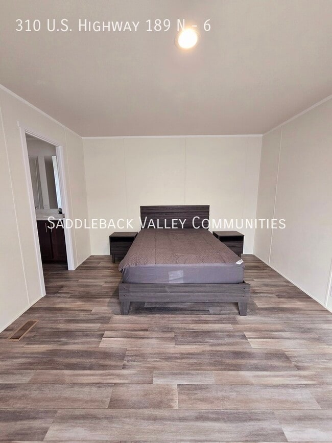 Building Photo - 310 US-189