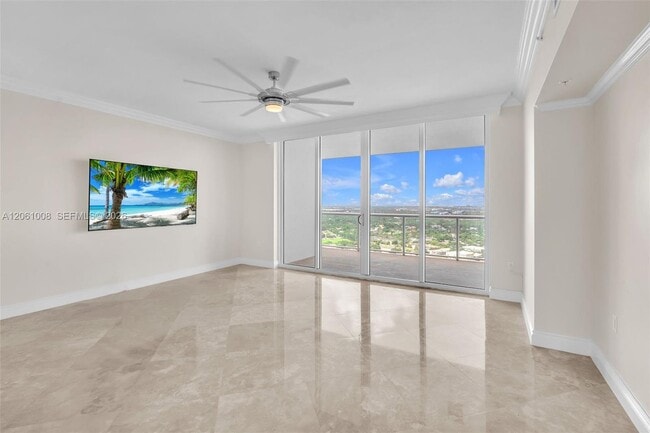 Building Photo - 333 Las Olas Way