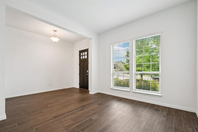 Building Photo - 4521 Lucabella Ln