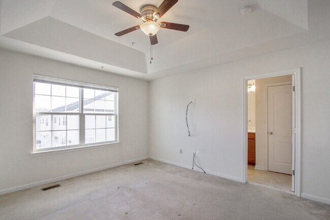 Building Photo - 2564 Cherry Tree Rd