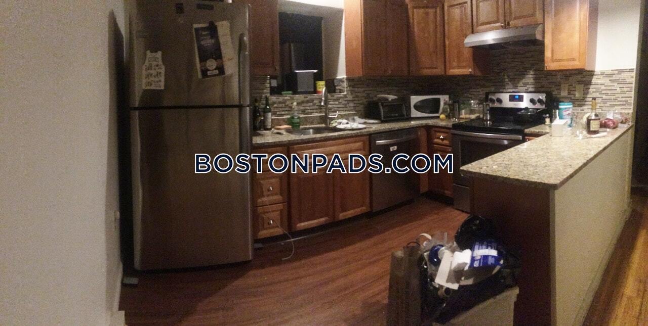 Building Photo - 616 Columbus Ave