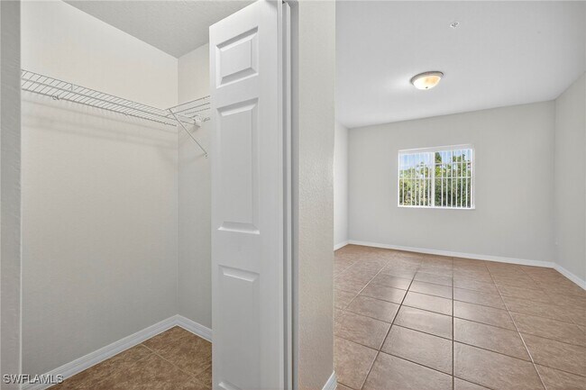 Building Photo - 13150 Bella Casa Cir