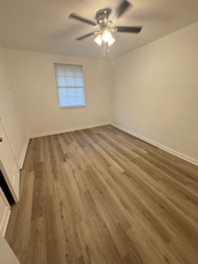 Building Photo - 4558 Brooke Valley Dr