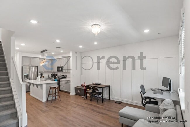 Building Photo - 2588 Gimelli Way