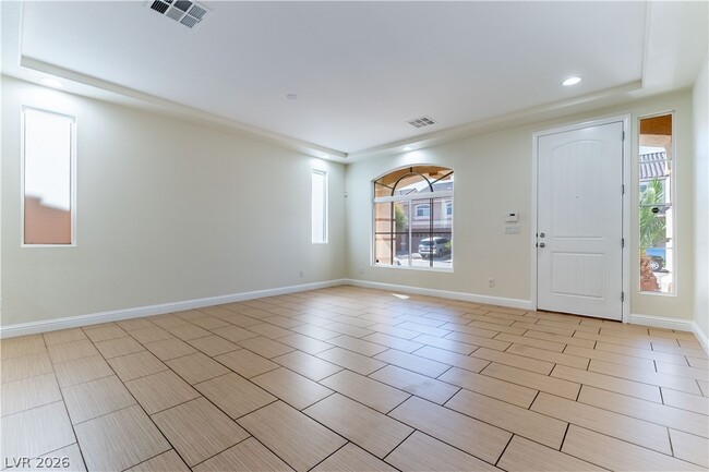 Building Photo - 5800 Collier Falls Ave