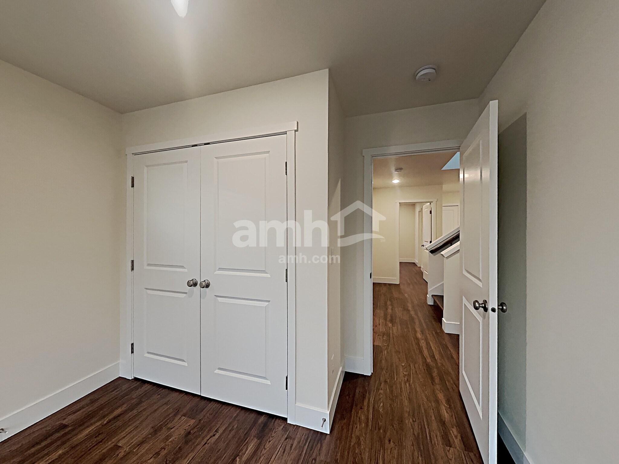 Building Photo - 33030 Lookout Ln