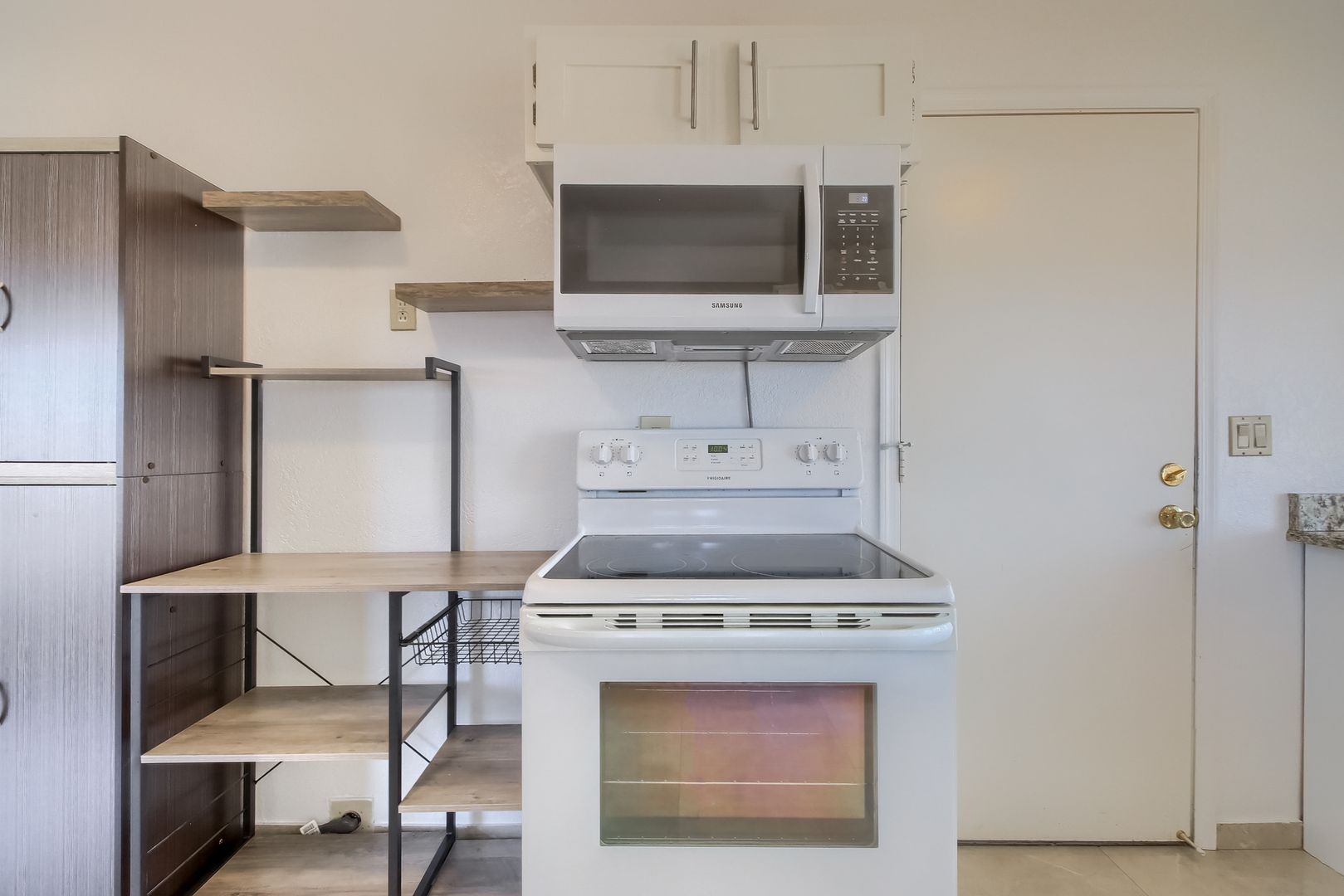 Building Photo - 18202 N 19th St