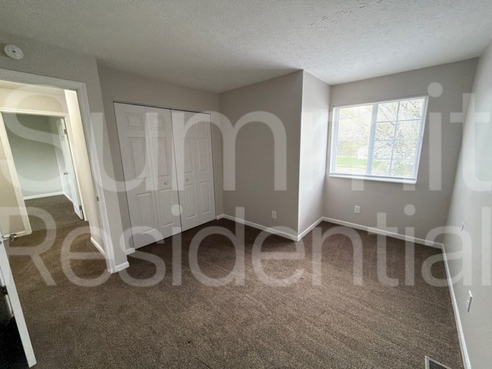 Building Photo - 3716 Rock Maple Dr