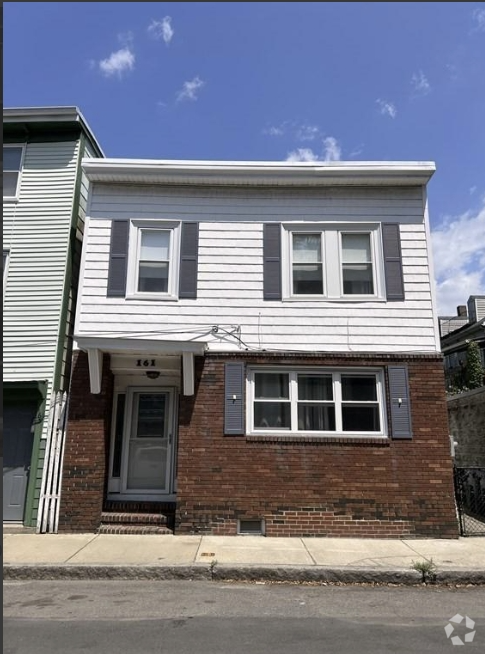 Building Photo - 161 Otis St