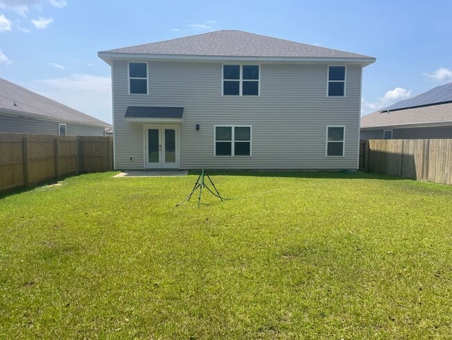 Building Photo - 5241 Peach Dr
