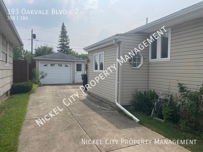 Building Photo - 193 Oakvale Blvd