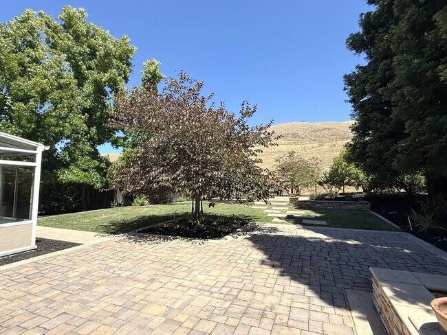 Building Photo - Spectacular Anderson Ranch Beauty Backing to Open Space !
