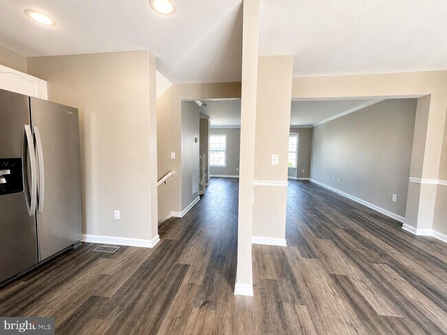 Building Photo - 17 Snead Drive.